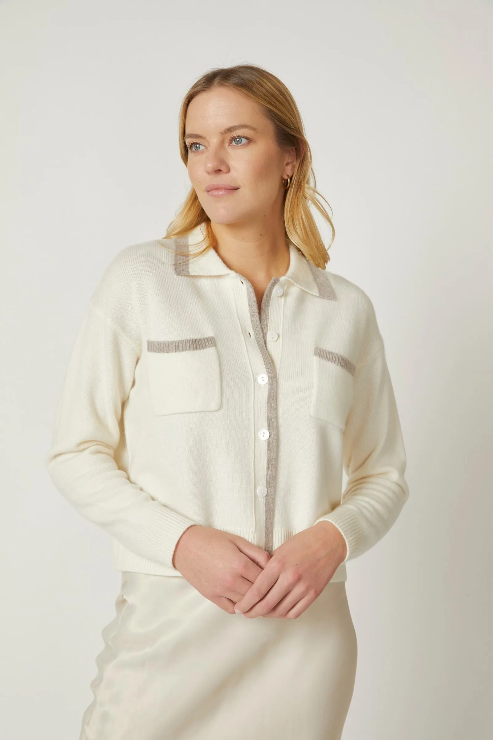 KOKUN-Tipped Polo Cardigan White/Sands