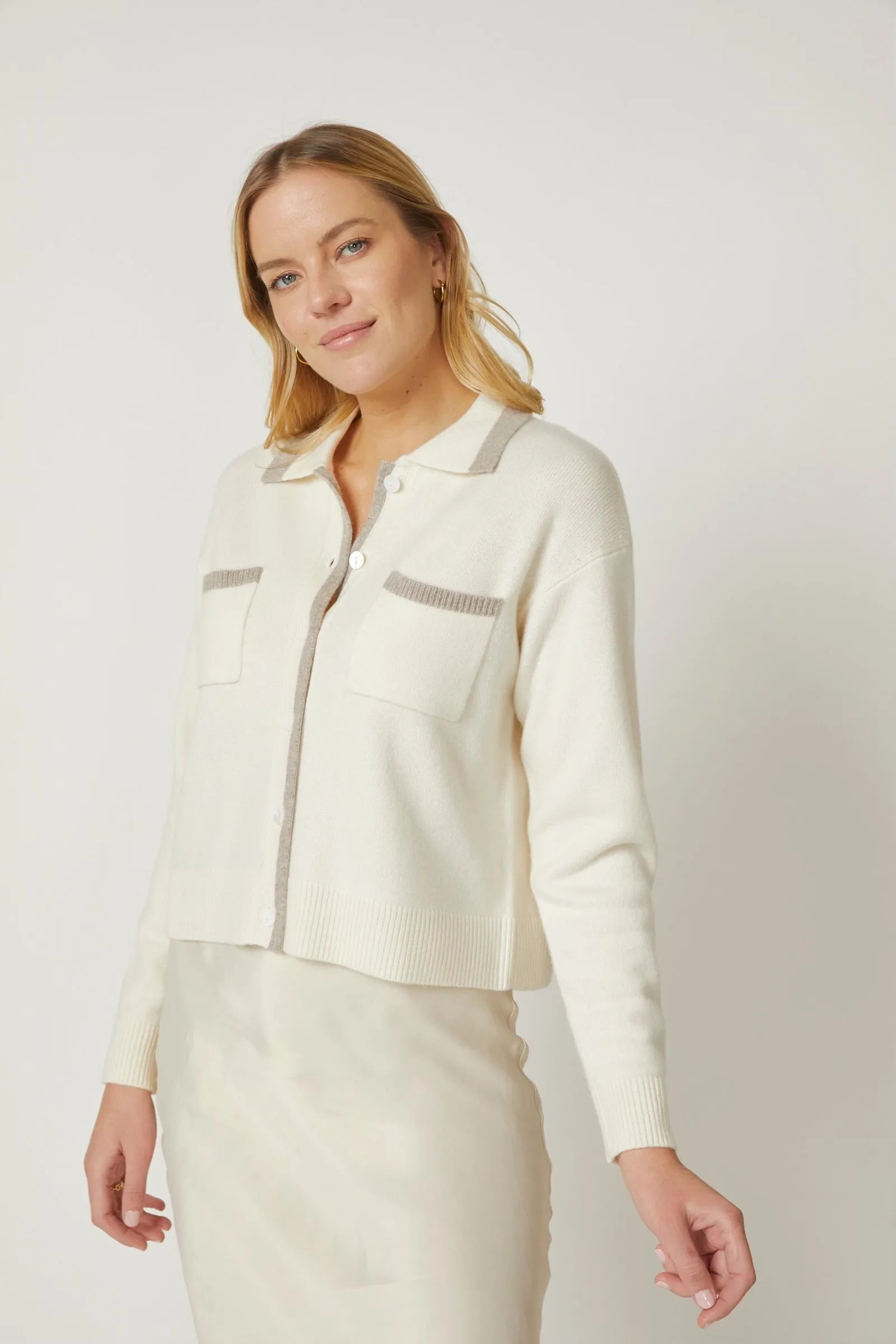 KOKUN-Tipped Polo Cardigan White/Sands