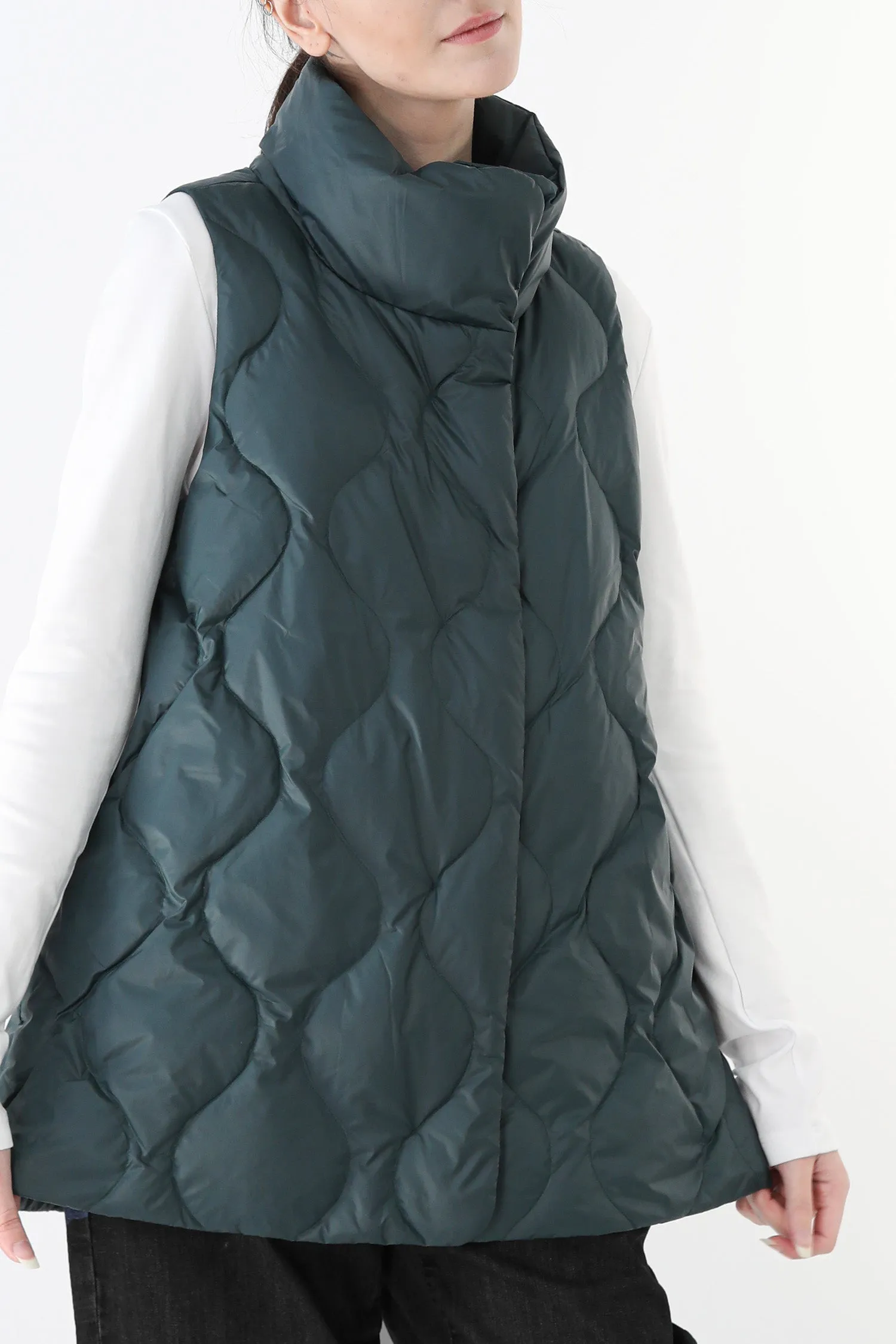 LIMITED EDITION LA ROCHE VEST IN LIGHTWEIGHT DOWN