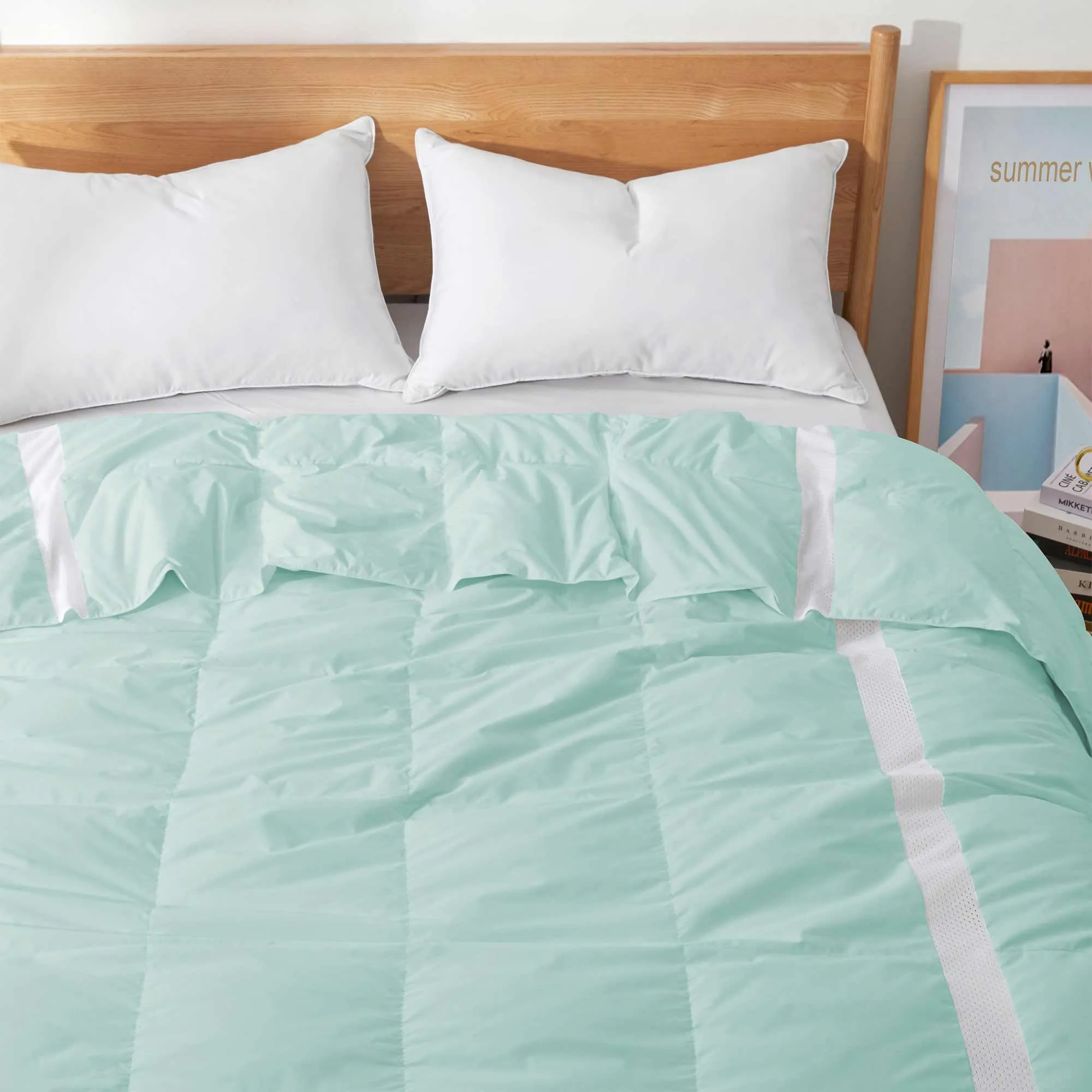 Ultra Lightweight Cooling Down Comforter for Hot Sleepers